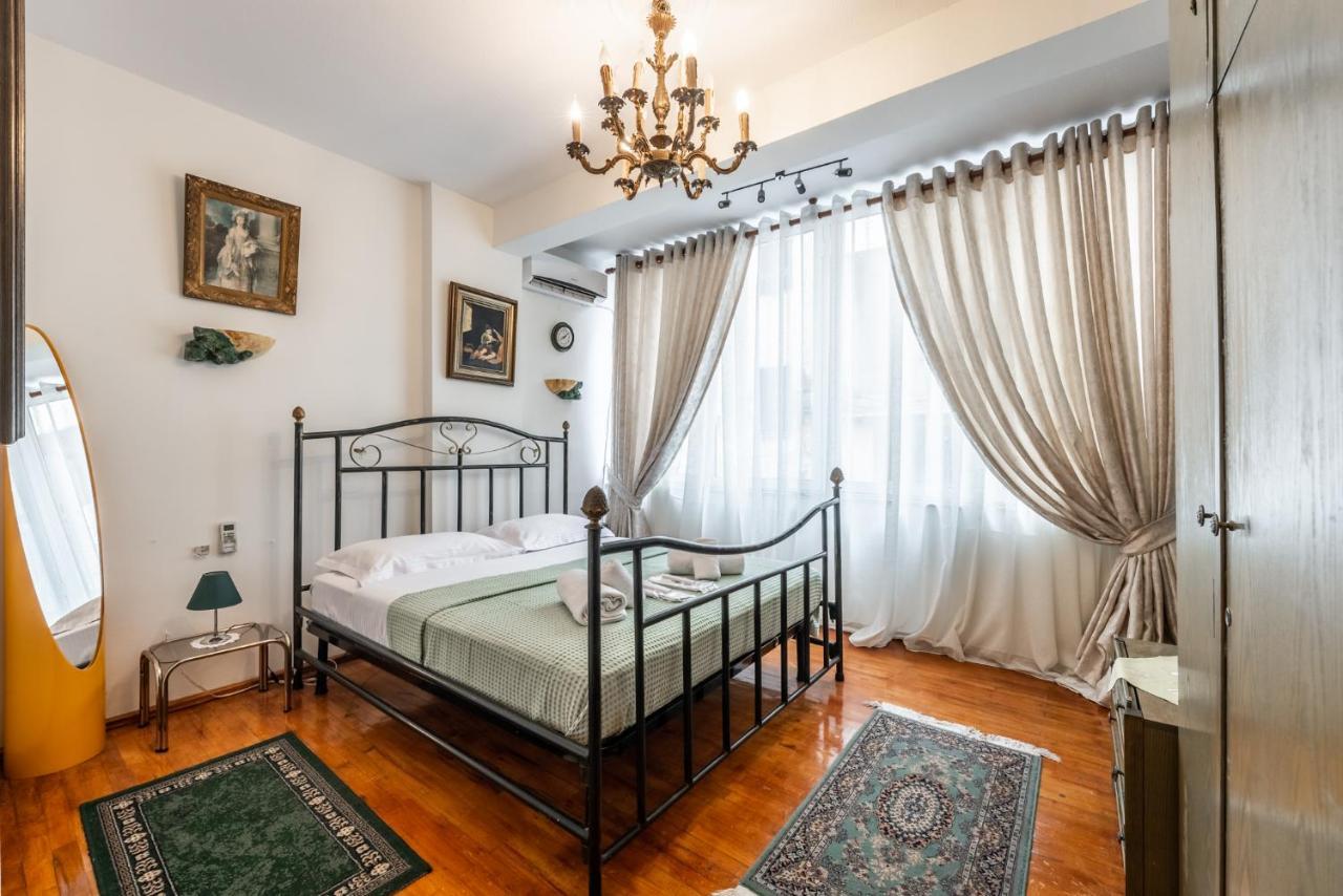 Vintage And Warm 2Br Apartament In 티라나 외부 사진
